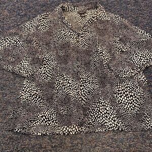 Black and white button Down sz. 1X